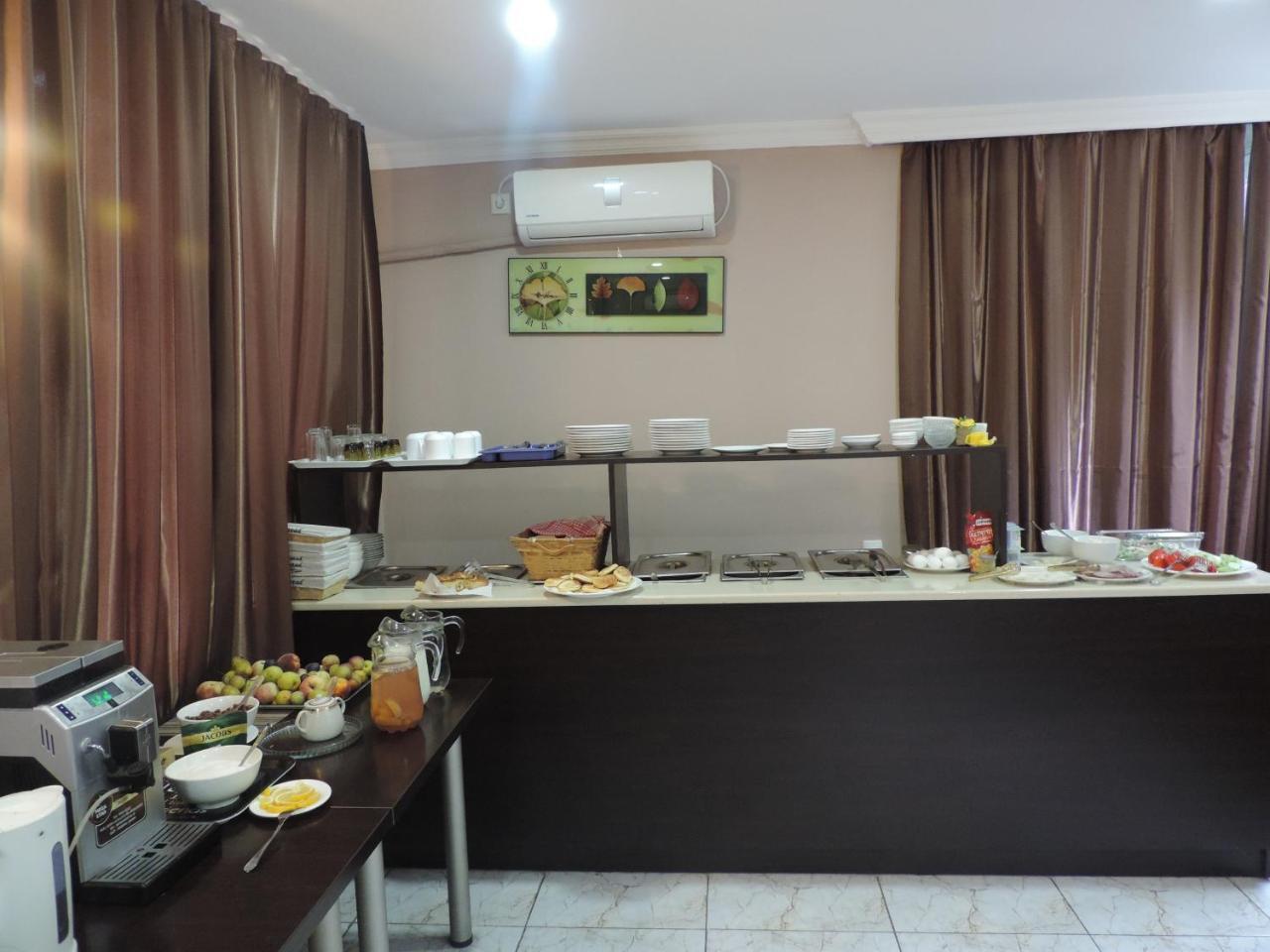 Alma-Ata Hotel Боржоми Екстериор снимка